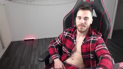 Snapshot of xtrakil chatting on December 8, 2024, 7:26 am xtrakil online show from December 8, 2024, 7:26 am