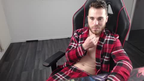 Snapshot of xtrakil chatting on December 22, 2024, 7:44 am xtrakil online show from December 22, 2024, 7:44 am