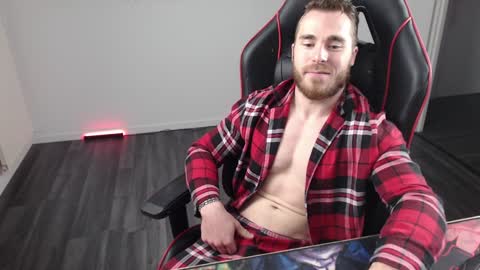 Snapshot of xtrakil chatting on December 28, 2024, 7:44 am xtrakil online show from December 28, 2024, 7:44 am