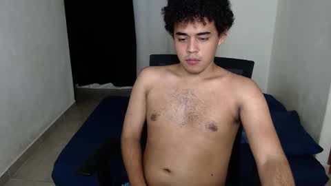 Snapshot of xtranherr chatting on March 2, 2025, 1:36 am xtranherr online show from March 2, 2025, 1:36 am