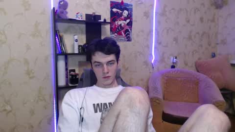 Snapshot of xtraqqq chatting on March 5, 2025, 8:00 pm traqqq online show from March 5, 2025, 8:00 pm