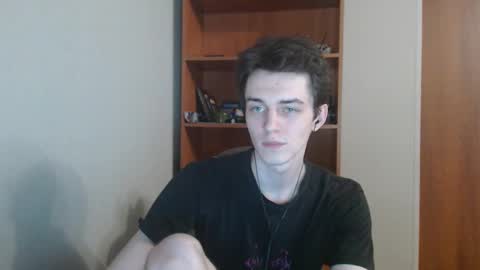 Snapshot of xtraqqq chatting on October 23, 2025, 7:45 pm traqqq online show from October 23, 2025, 7:45 pm