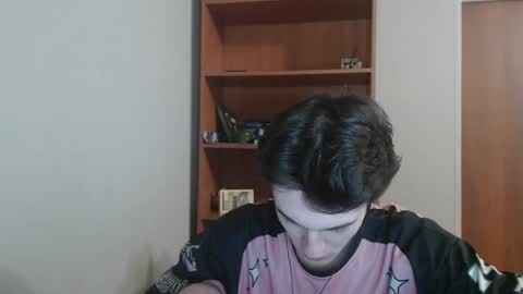 Snapshot of xtraqqq chatting on October 31, 2025, 9:27 pm traqqq online show from October 31, 2025, 9:27 pm