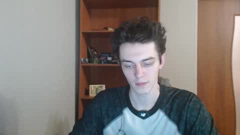 Snapshot of xtraqqq chatting on November 18, 2025, 7:40 pm traqqq online show from November 18, 2025, 7:40 pm