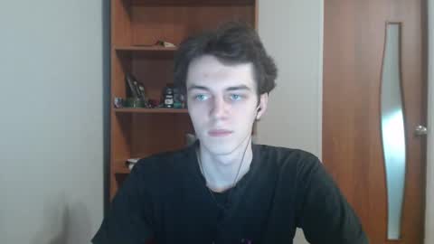 Snapshot of xtraqqq chatting on December 1, 2025, 8:36 pm traqqq online show from December 1, 2025, 8:36 pm