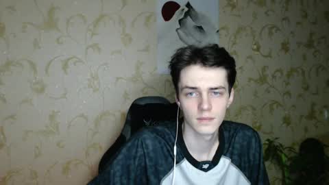 Snapshot of xtraqqq chatting on May 19, 2026, 8:37 pm traqqq online show from May 19, 2026, 8:37 pm
