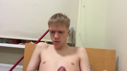 Snapshot of xtraxxlucas chatting on November 12, 2025, 5:46 pm xtraxxlucas online show from November 12, 2025, 5:46 pm