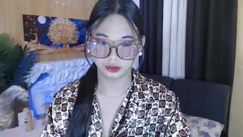 xtreamjiana online show from December 15, 2025, 3:22 am