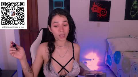 Snapshot of xx_x_mg chatting on February 1, 2025, 7:55 pm Jacky online show from February 1, 2025, 7:55 pm