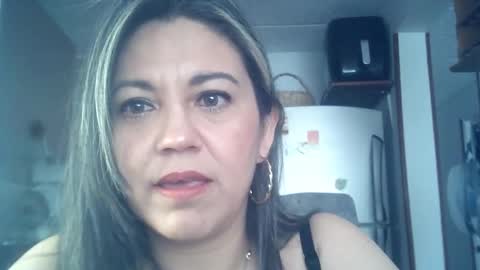 Snapshot of xxantonellaxxx chatting on September 29, 2025, 3:50 pm antonella online show from September 29, 2025, 3:50 pm