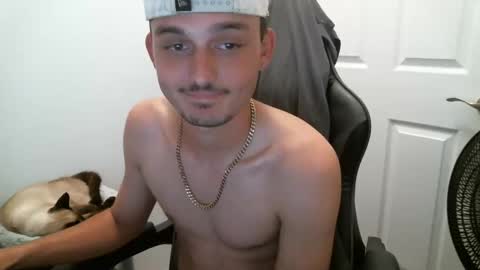XxDreamBoyxX online show from March 4, 2025, 4:17 am