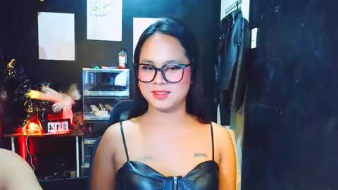 xxeunice online show from March 14, 2026, 4:18 am