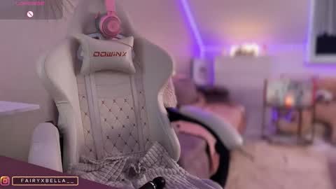 Snapshot of xxfairyxgiiirlxx chatting on December 22, 2025, 8:55 am xxfairyxgiiirlxx online show from December 22, 2025, 8:55 am