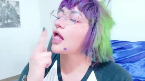 xxgreengoodxx online show from June 25, 2026, 7:07 pm