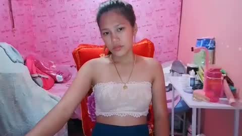 Snapshot of xxhottieprincess chatting on February 23, 2025, 12:16 pm xxhottieprincess online show from February 23, 2025, 12:16 pm