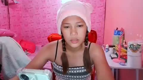 Snapshot of xxhottieprincess chatting on March 3, 2025, 2:04 pm xxhottieprincess online show from March 3, 2025, 2:04 pm