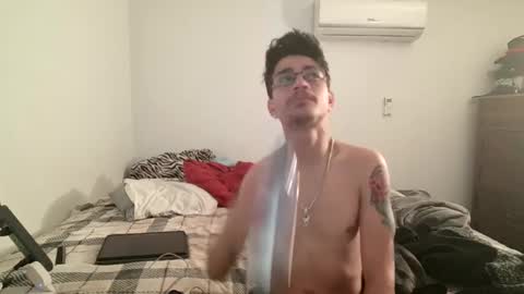 XxJasoneecxX online show from February 17, 2025, 4:31 am
