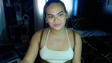 Snapshot of xxkylie_smithxx chatting on May 9, 2026, 1:11 am Kylie Smith online show from May 9, 2026, 1:11 am