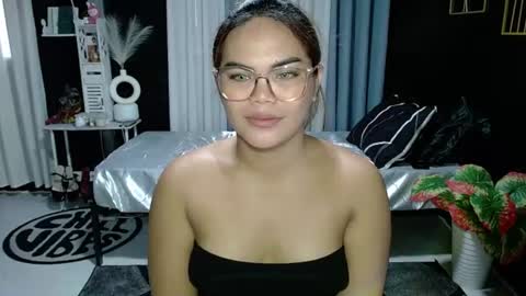 Snapshot of xxkylie_smithxx chatting on June 11, 2026, 2:53 am Kylie Smith online show from June 11, 2026, 2:53 am