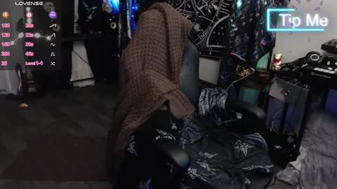 Snapshot of xxlilithmoonxx chatting on March 11, 2025, 5:05 am Lilith online show from March 11, 2025, 5:05 am