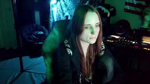 Lilith online show from April 30, 2026, 3:46 am