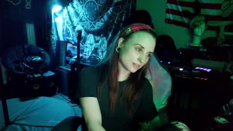 Lilith online show from May 1, 2026, 2:38 am