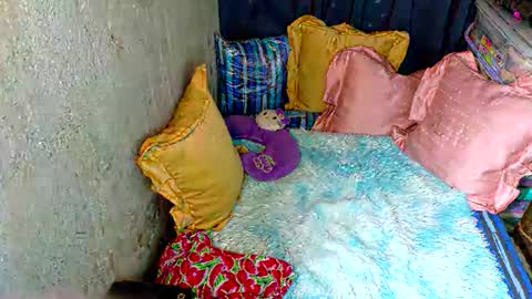 xxloveheart online show from November 7, 2025, 11:32 am