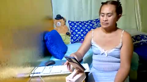 xxloveheart online show from May 10, 2026, 3:12 am