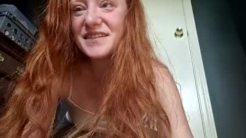 Snapshot of xxmariebliss chatting on November 11, 2025, 7:14 pm xxmariebliss online show from November 11, 2025, 7:14 pm