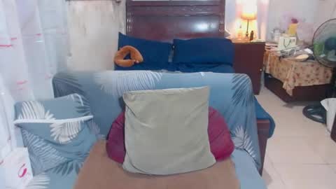 Snapshot of xxmiranda_greyxx chatting on June 23, 2026, 12:30 am sexyyanna4u online show from June 23, 2026, 12:30 am
