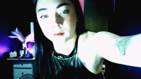 Snapshot of xxslutty_kim chatting on November 11, 2025, 10:15 am xxslutty kim online show from November 11, 2025, 10:15 am