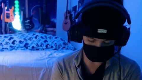 Snapshot of xxwhitefoxx chatting on June 15, 2026, 3:42 am David Fox online show from June 15, 2026, 3:42 am
