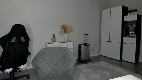 Snapshot of xxx_leila chatting on July 4, 2026, 10:32 am xxx_leila online show from July 4, 2026, 10:32 am