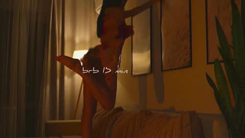 Snapshot of xxx_sunset chatting on January 12, 2026, 2:00 pm Molly online show from January 12, 2026, 2:00 pm