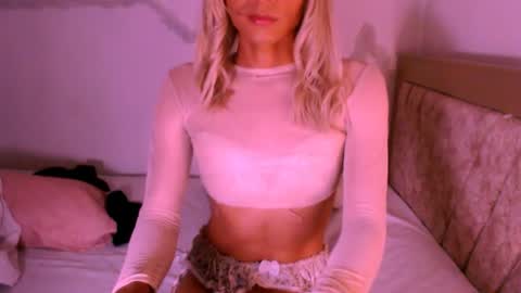 Snapshot of xxxanonymousloverxxx chatting on July 10, 2026, 5:01 am Chiara online show from July 10, 2026, 5:01 am
