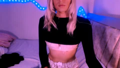 Snapshot of xxxanonymousloverxxx chatting on July 11, 2026, 12:13 am Chiara online show from July 11, 2026, 12:13 am
