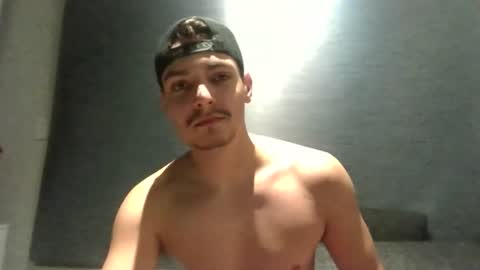 xxxbeastboi online show from March 15, 2026, 3:12 am