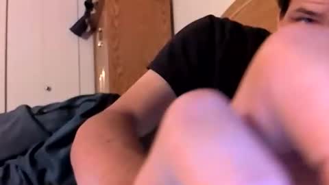 Snapshot of xxxfredmtlxxx chatting on August 3, 2026, 1:04 am xxfredmtl18xx online show from August 3, 2026, 1:04 am