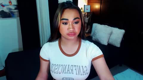 Snapshot of xxxgiganticoliviacummerxxx chatting on December 6, 2024, 8:51 pm OLIVIA online show from December 6, 2024, 8:51 pm