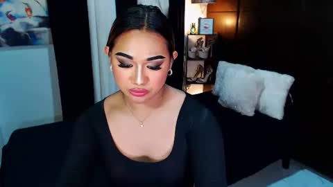 Snapshot of xxxgiganticoliviacummerxxx chatting on December 12, 2024, 9:37 pm OLIVIA online show from December 12, 2024, 9:37 pm