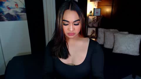 Snapshot of xxxgiganticoliviacummerxxx chatting on December 22, 2024, 3:44 pm OLIVIA online show from December 22, 2024, 3:44 pm