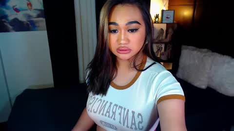 Snapshot of xxxgiganticoliviacummerxxx chatting on December 22, 2024, 11:09 pm OLIVIA online show from December 22, 2024, 11:09 pm