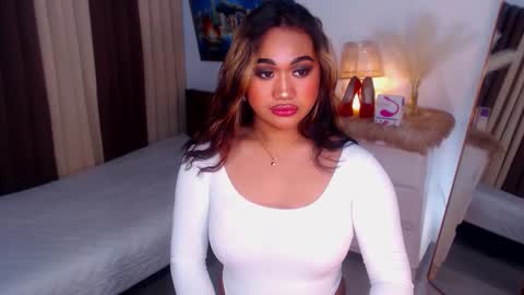 Snapshot of xxxgiganticoliviacummerxxx chatting on December 28, 2024, 2:21 pm OLIVIA online show from December 28, 2024, 2:21 pm