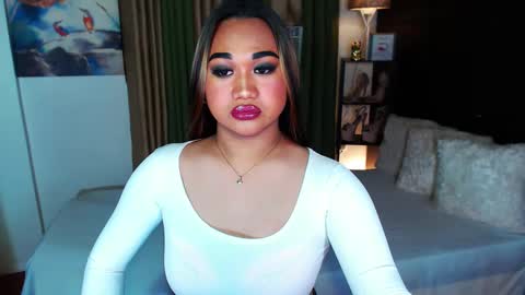 Snapshot of xxxgiganticoliviacummerxxx chatting on January 10, 2025, 12:15 pm OLIVIA online show from January 10, 2025, 12:15 pm