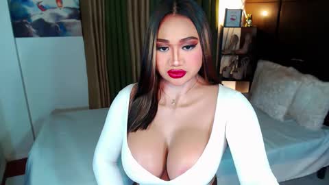 Snapshot of xxxgiganticoliviacummerxxx chatting on January 13, 2025, 2:42 pm OLIVIA online show from January 13, 2025, 2:42 pm