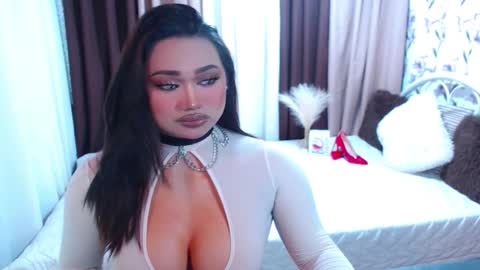 OLIVIA online show from March 8, 2026, 4:55 pm