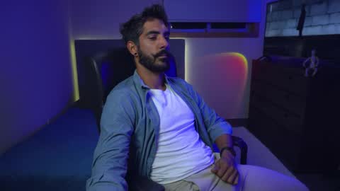 xxxhabibi online show from September 25, 2025, 5:27 pm