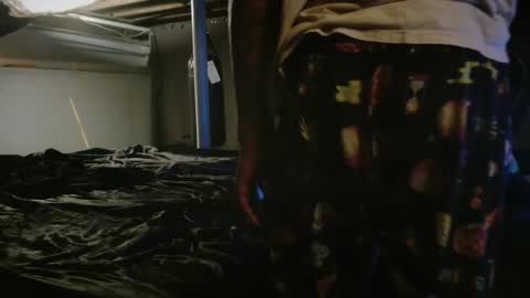 xxxjrstrokesxxx online show from February 5, 2026, 3:44 am