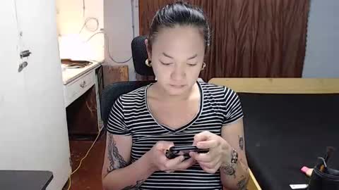 Melissa online show from May 4, 2026, 2:29 am