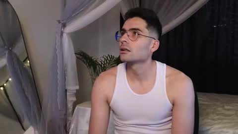 July and Fer online show from February 5, 2026, 1:05 pm